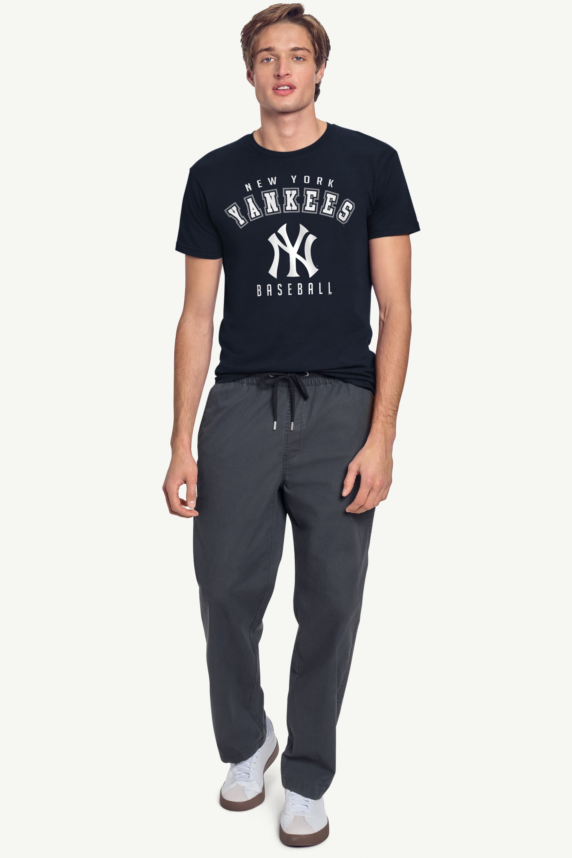 MENS NEW YORK YANKEES GRAPHIC T SHIRT View 3 | MLB MENS NEW YORK YANKEES GRAPHIC T SHIRT View 3 | MLB