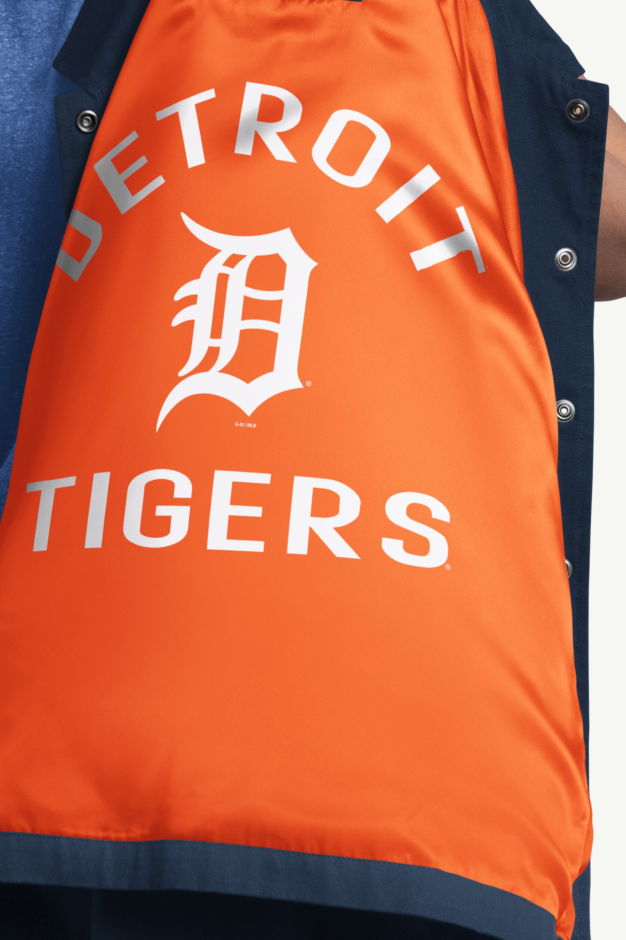 WOMENS DETROIT TIGERS COACHES JACKET View 3 WOMENS DETROIT TIGERS COACHES JACKET View 3