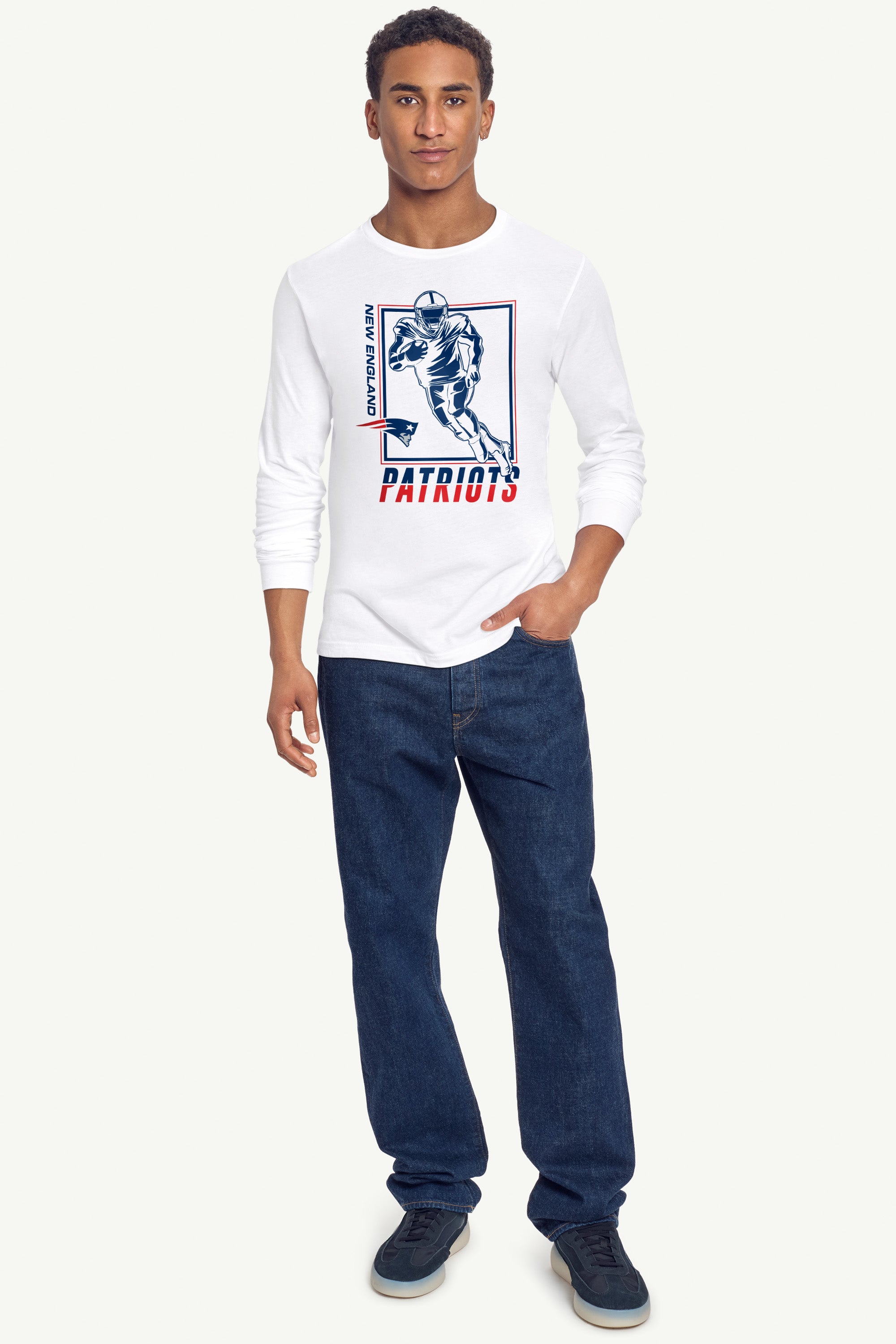 MENS NEW ENGLAND PATRIOTS PLAYER GRID LONG SLEEVE T SHIRT View 3 MENS NEW ENGLAND PATRIOTS PLAYER GRID LONG SLEEVE T SHIRT View 3