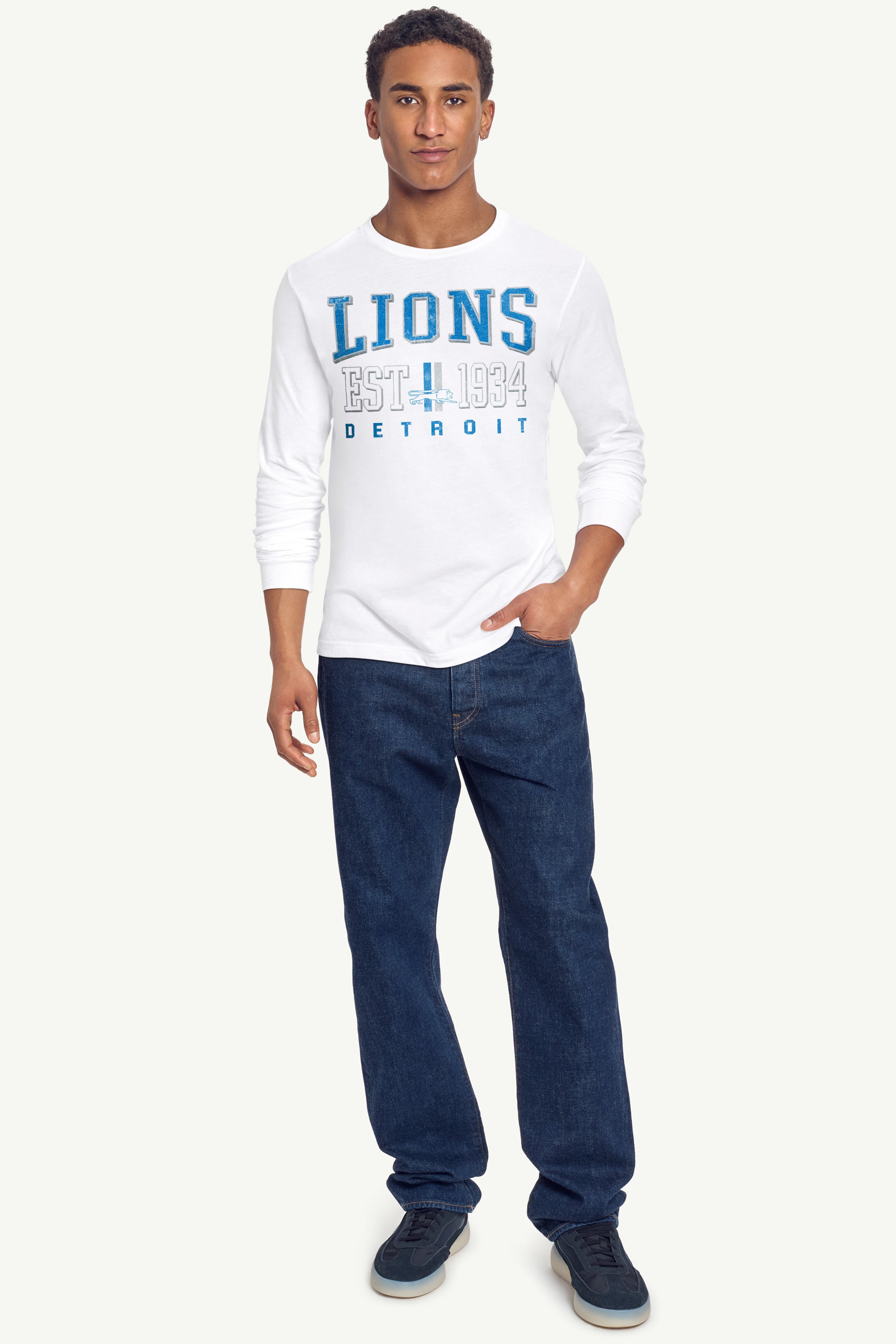MENS DETROIT LIONS RETRO LONG SLEEVE T SHIRT View 3 MENS DETROIT LIONS RETRO LONG SLEEVE T SHIRT View 3