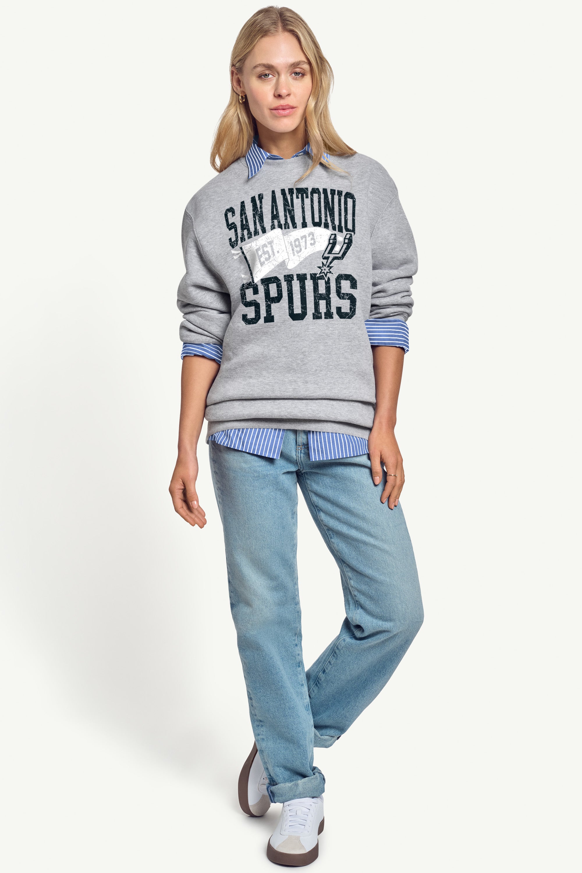 WOMENS SAN ANTONIO SPURS PENNANT SWEATSHIRT View 4 WOMENS SAN ANTONIO SPURS PENNANT SWEATSHIRT View 4
