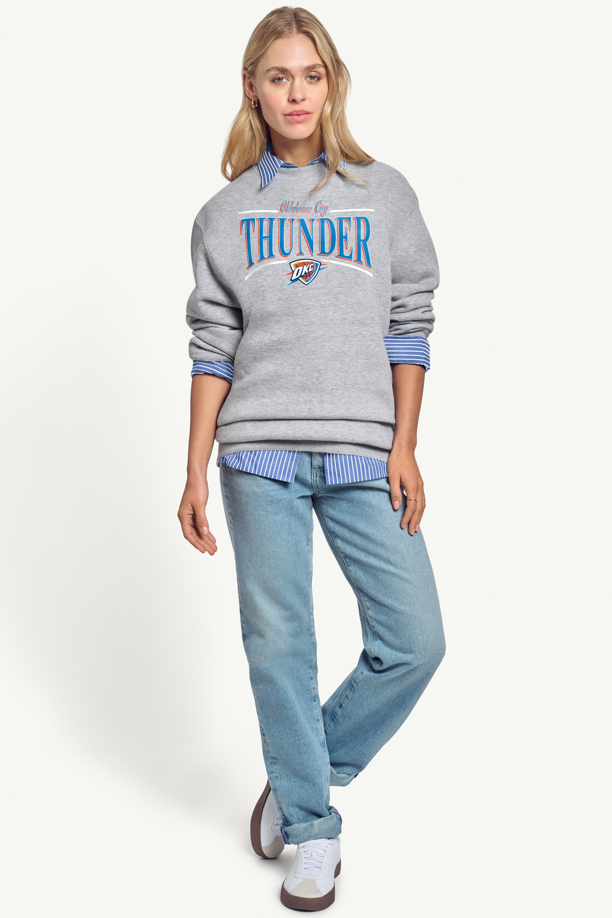 WOMENS OKLAHOMA CITY THUNDER ARCH SWEATSHIRT View 3 | Oklahoma City Thunder WOMENS OKLAHOMA CITY THUNDER ARCH SWEATSHIRT View 3 | Oklahoma City Thunder