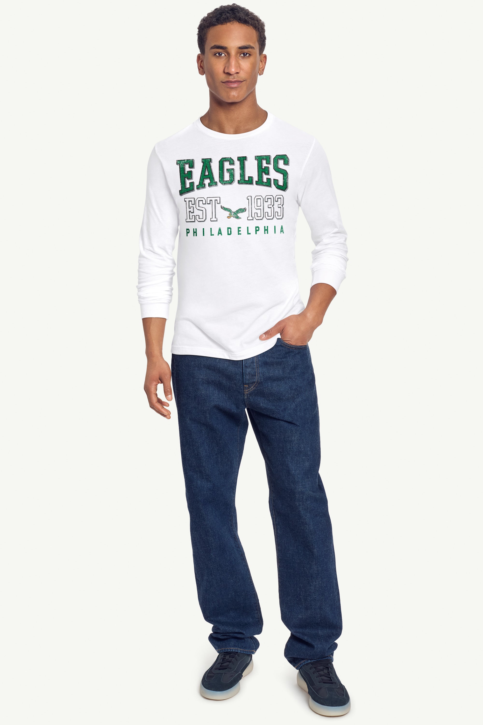 MENS PHILADELPHIA EAGLES RETRO LONG SLEEVE T SHIRT View 2
