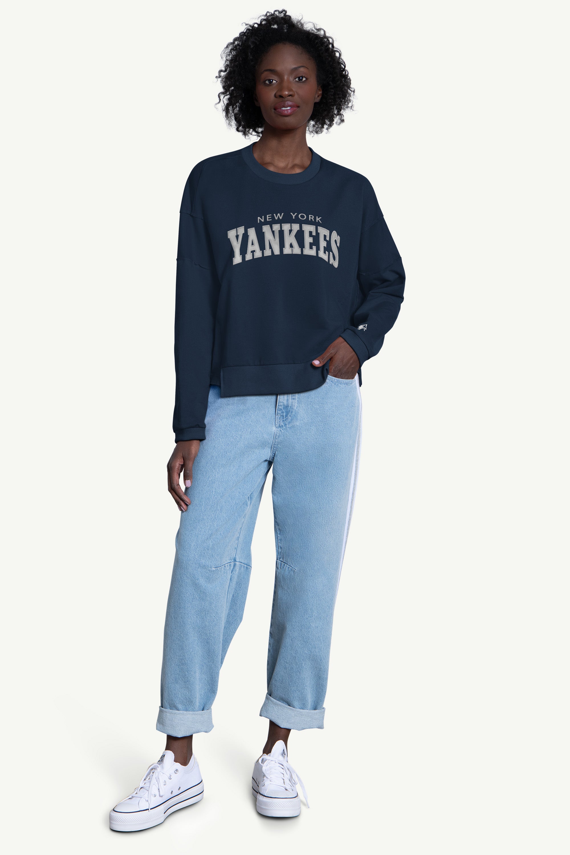 WOMENS NEW YORK YANKEES CREW NECK SWEATSHIRT View 3