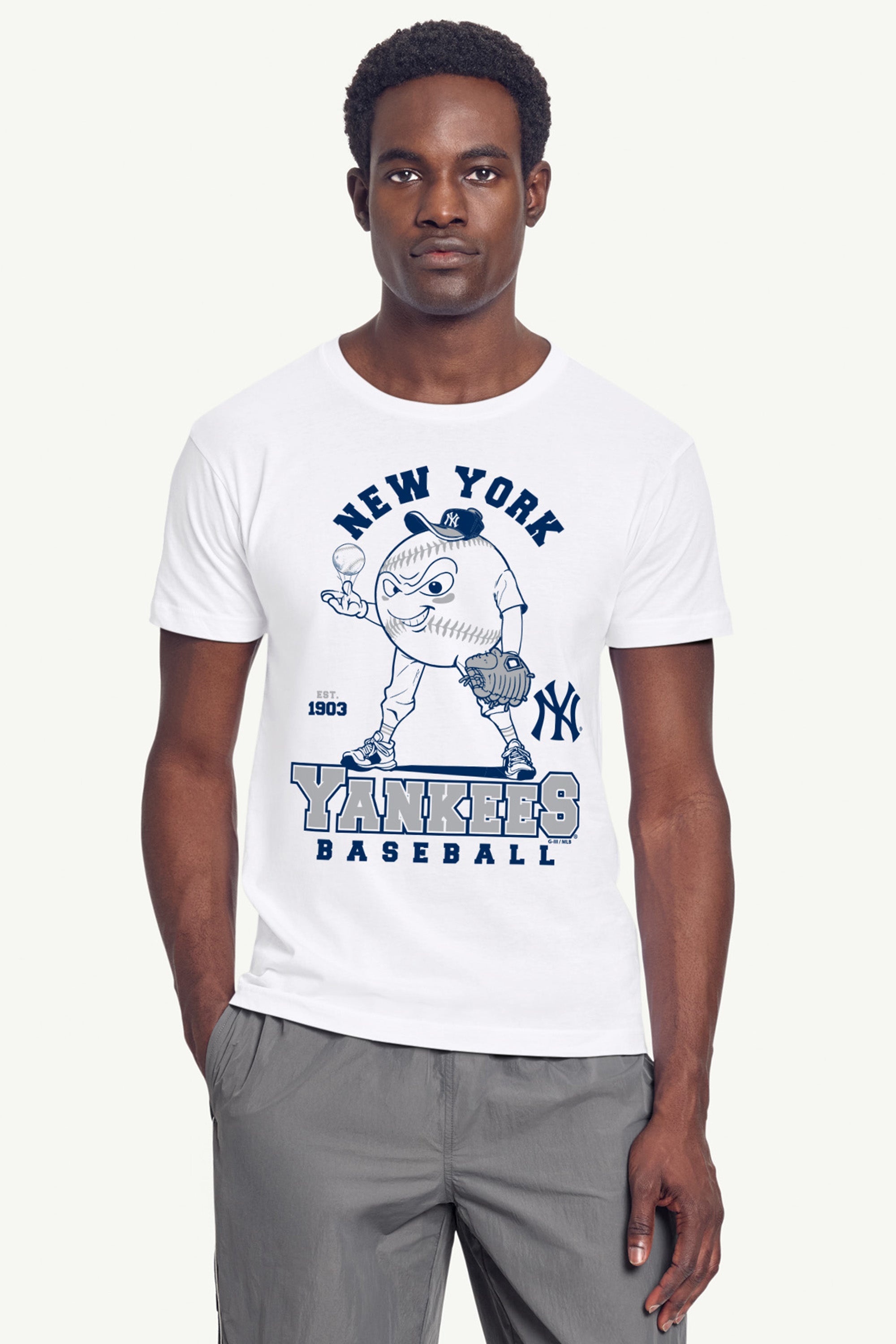 MENS NEW YORK YANKEES BASEBALL CHARACTER SHORT SLEEVE T SHIRT View 3