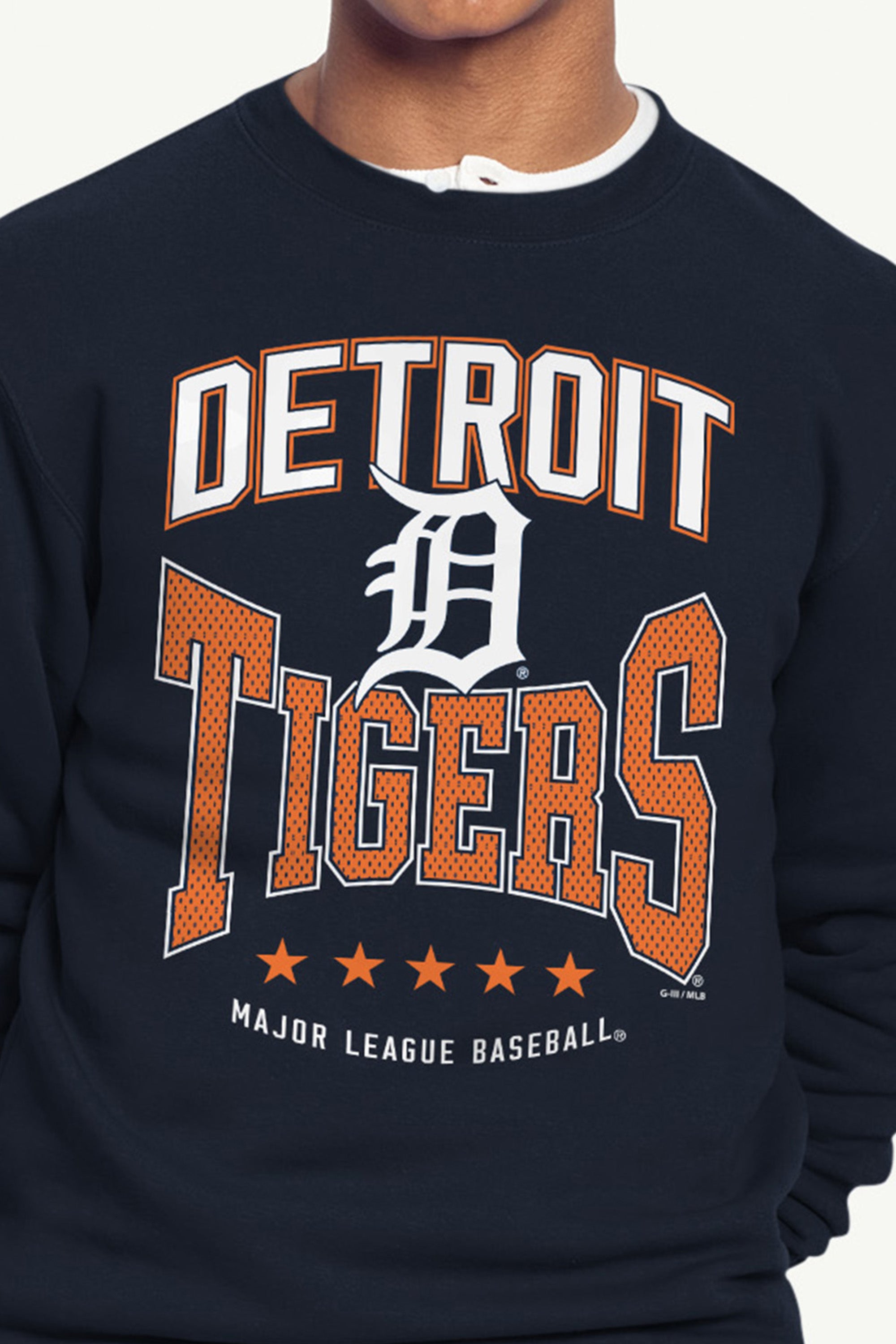 MENS DETROIT TIGERS CENTER SQUEEZE SWEATSHIRT View 4
