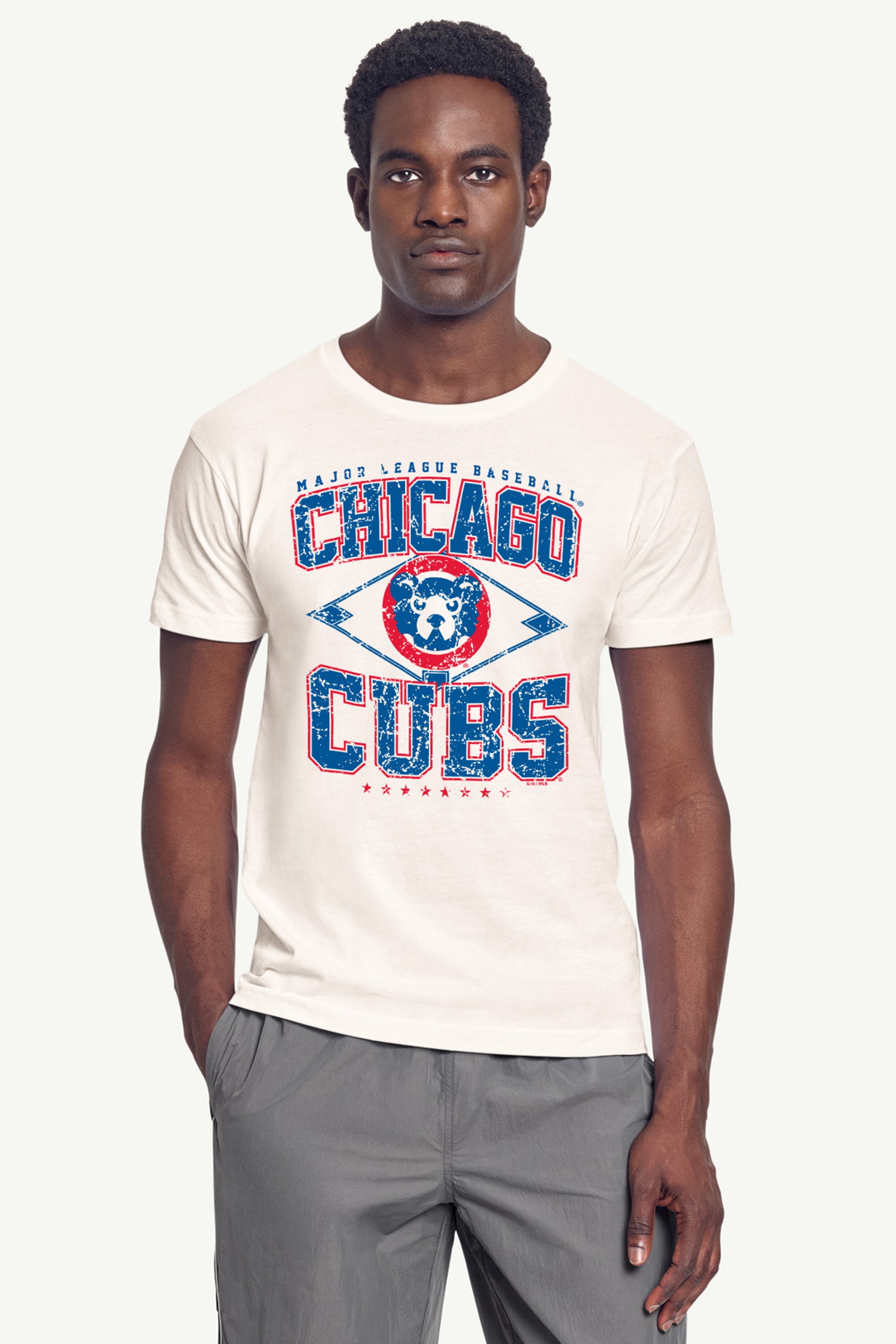MENS CHICAGO CUBS DISTRESSED COOPERSTOWN DIAMOND SHORT SLEEVE T SHIRT View 3