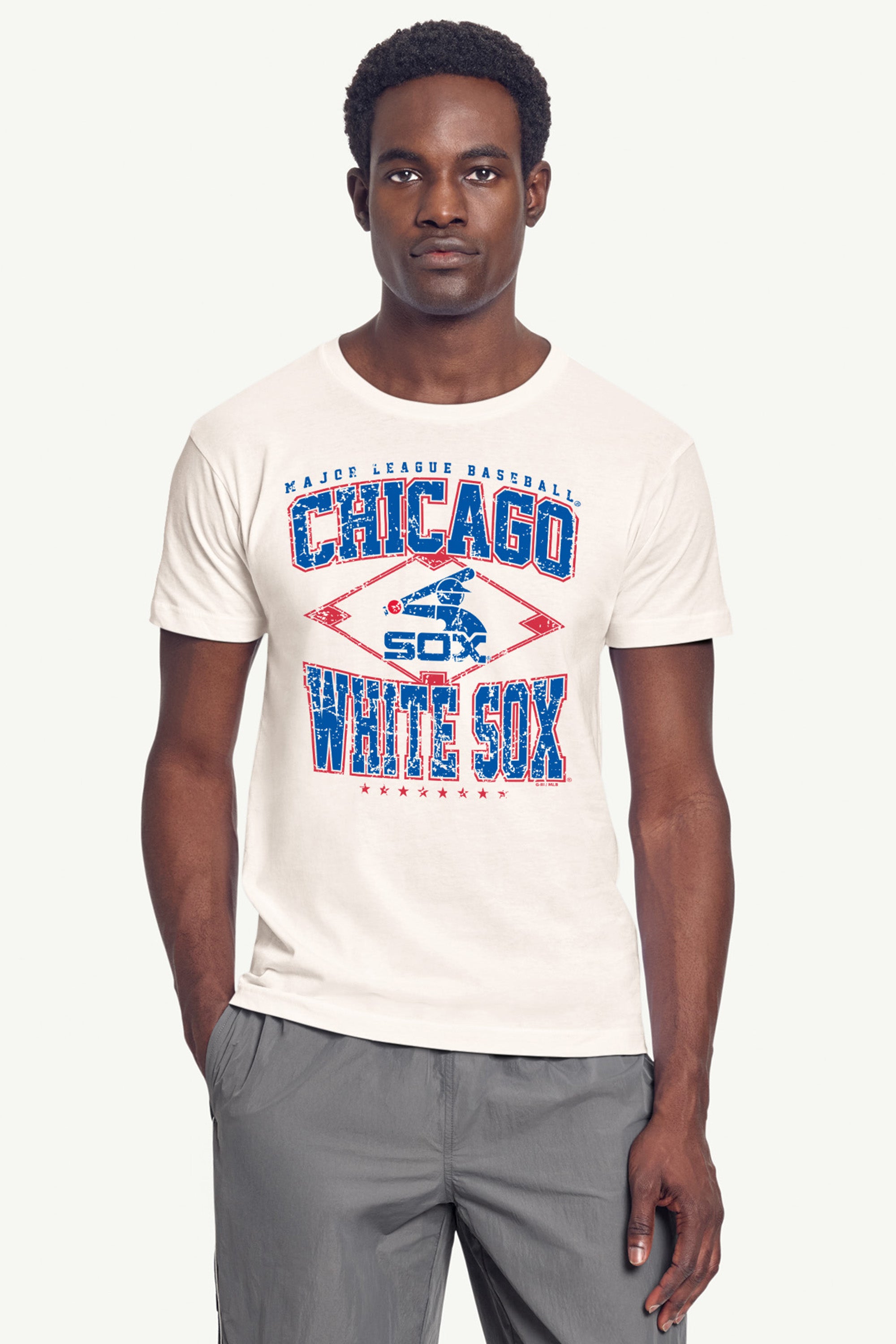 MENS CHICAGO WHITE SOX DISTRESSED COOPERSTOWN DIAMOND SHORT SLEEVE T SHIRT View 3 | New Arrivals