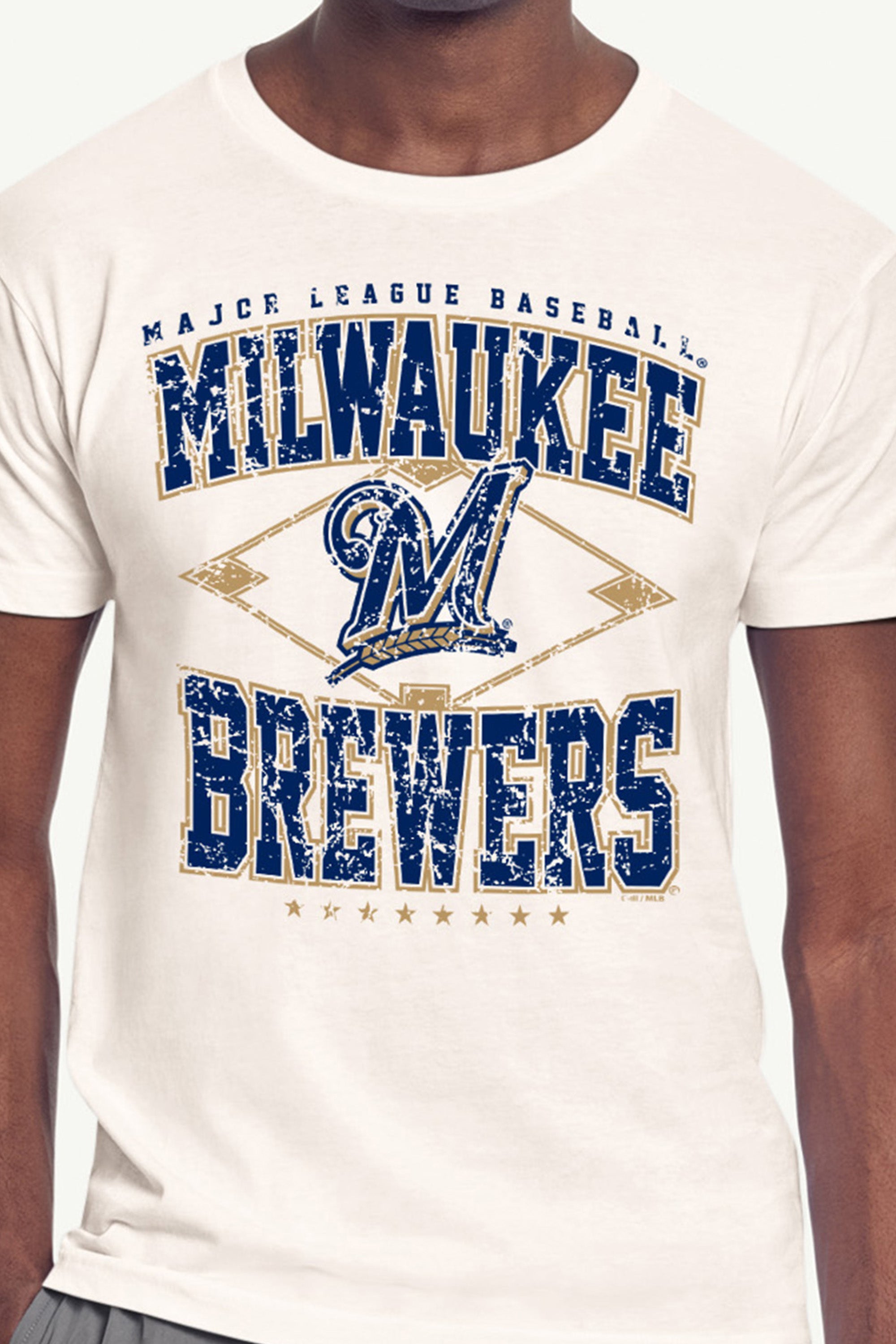 MENS MILWAUKEE BREWERS DISTRESSED COOPERSTOWN DIAMOND SHORT SLEEVE T SHIRT View 2