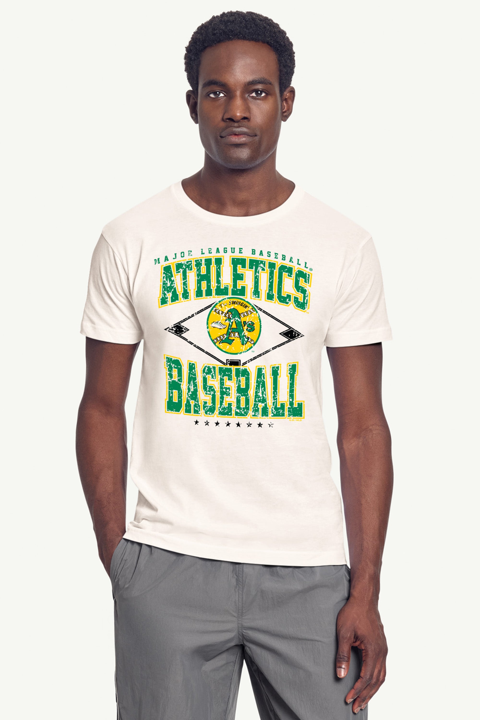 MENS ATHLETICS DISTRESSED COOPERSTOWN DIAMOND SHORT SLEEVE T SHIRT View 3