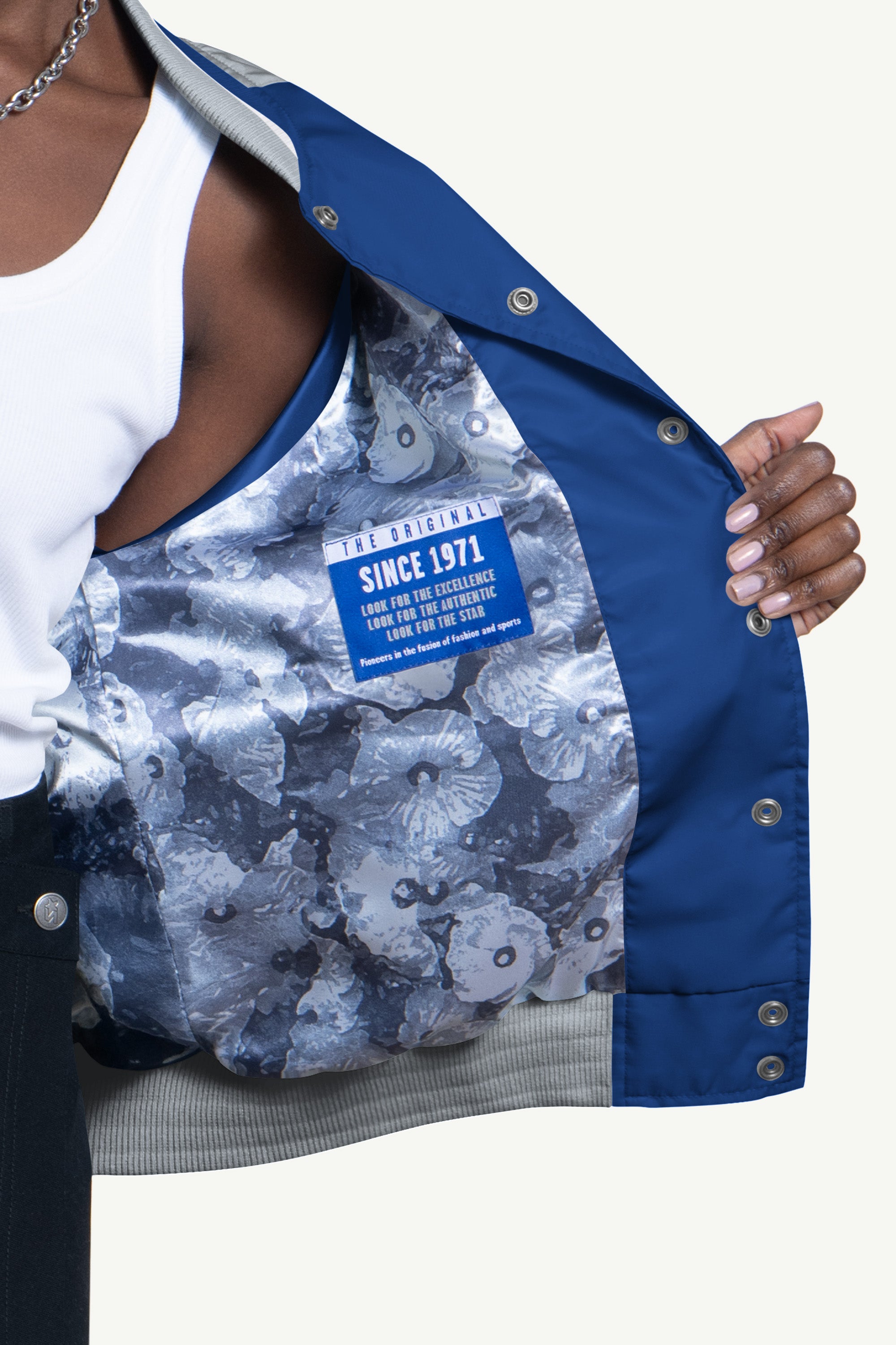 WOMENS LOS ANGELES DODGERS BLITZ VARSITY JACKET View 3 | MLB