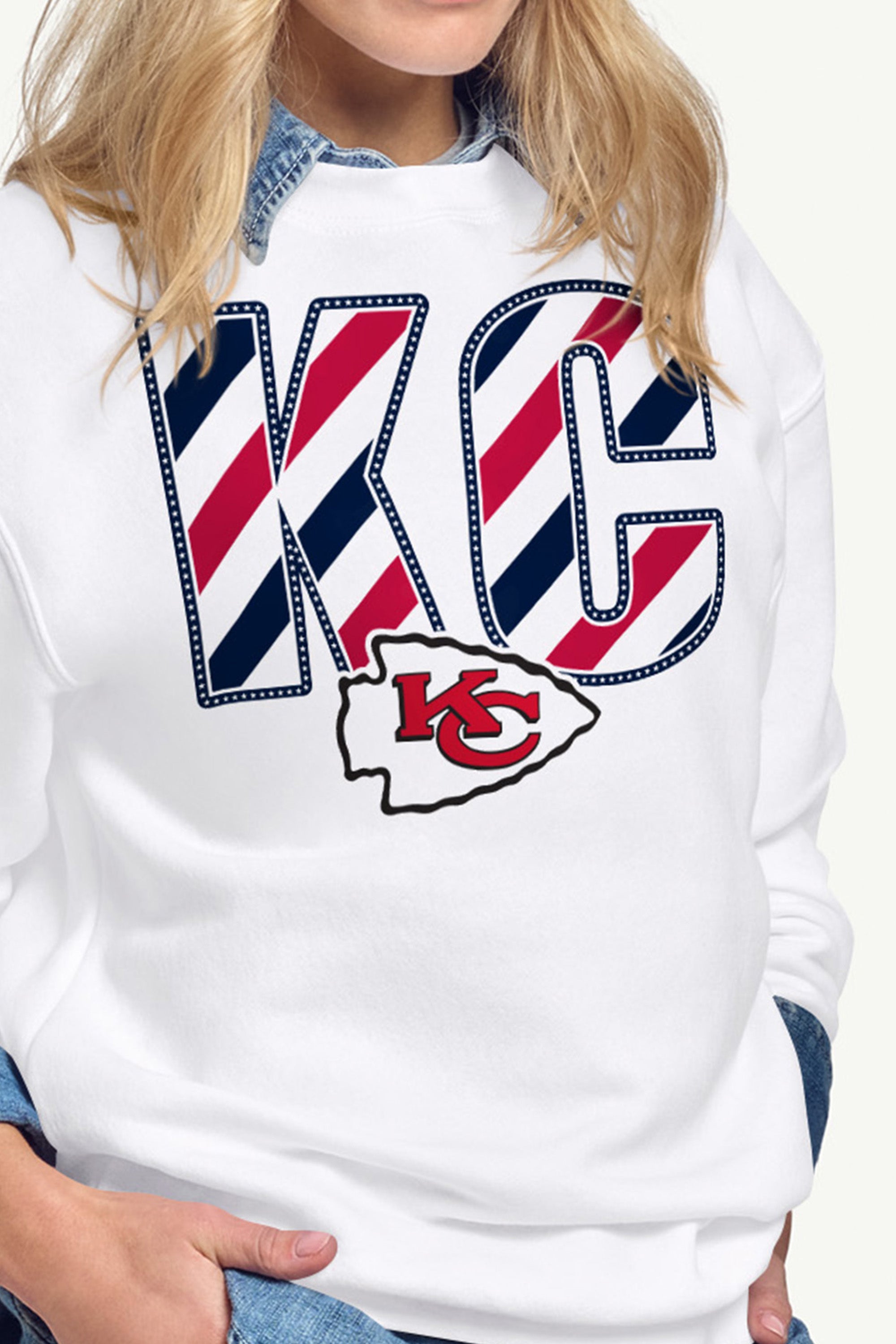 WOMENS KANSAS CITY CHIEFS STARS AND STRIPES SWEATSHIRT View 2