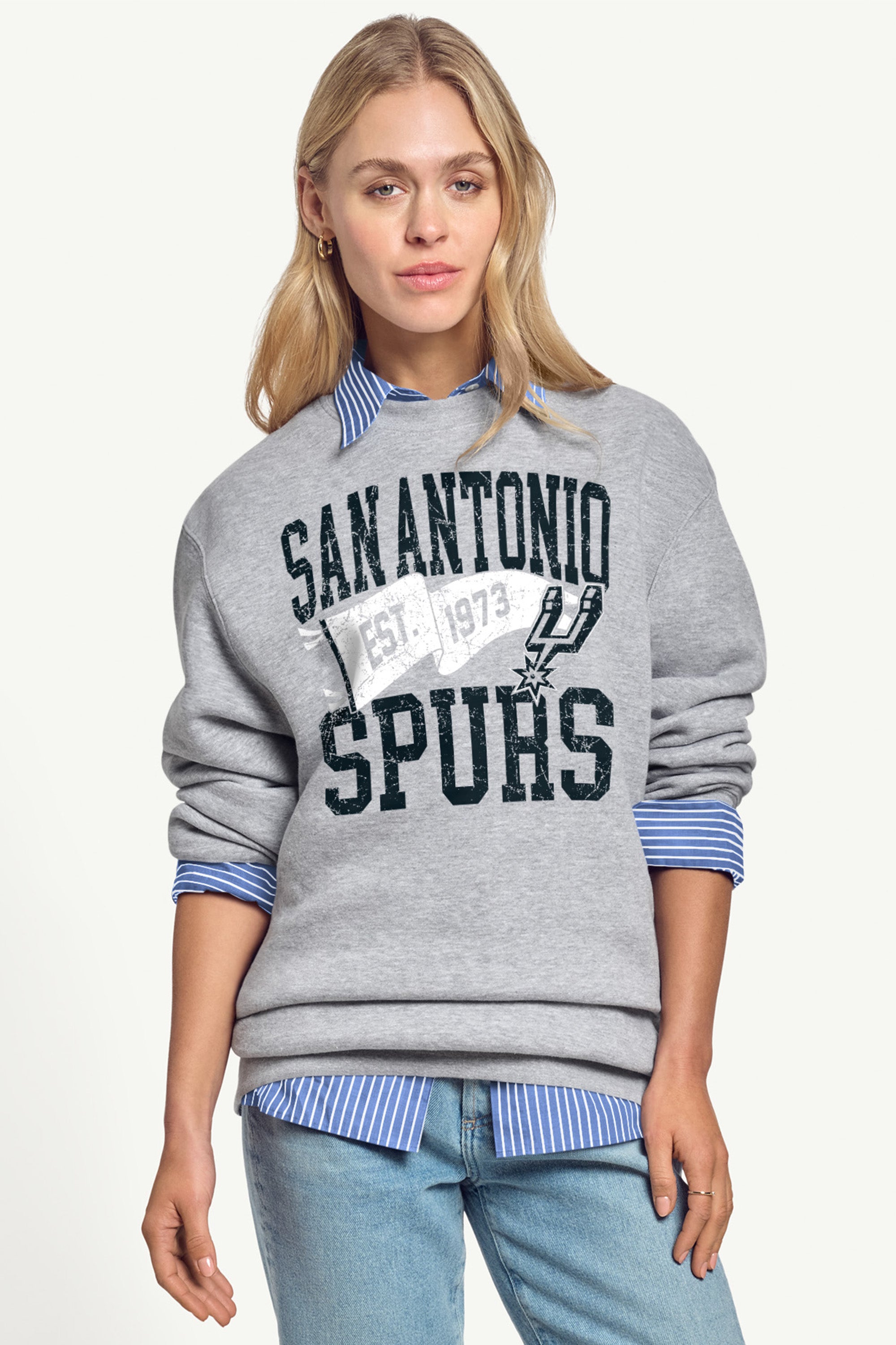 WOMENS SAN ANTONIO SPURS PENNANT SWEATSHIRT View 1