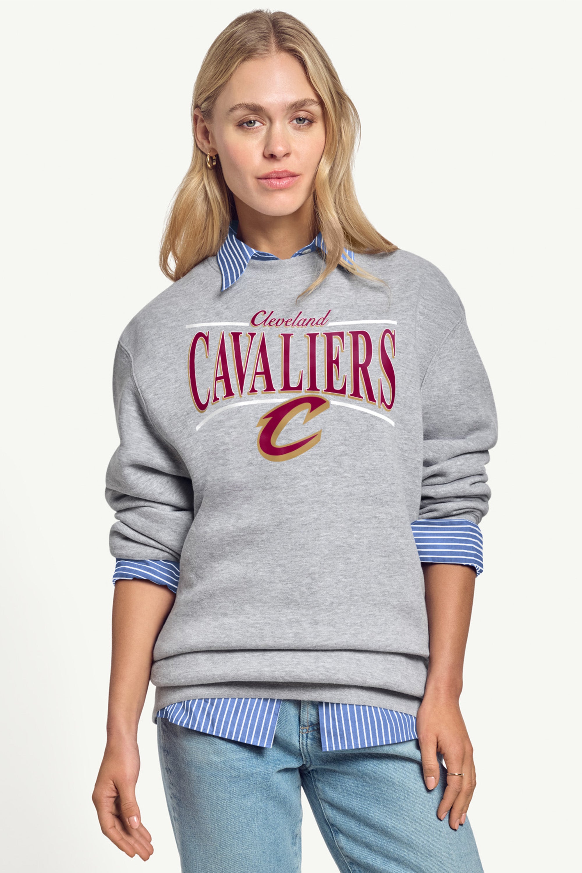 WOMENS CLEVELAND CAVALIERS ARCH SWEATSHIRT View 1 | NBA